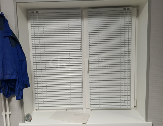 Горизонтальные алюминиевые жалюзи